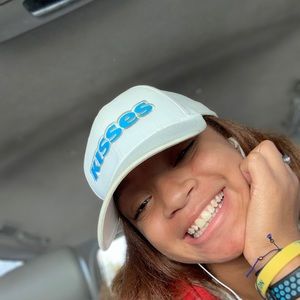 Meet your Posher, Danae